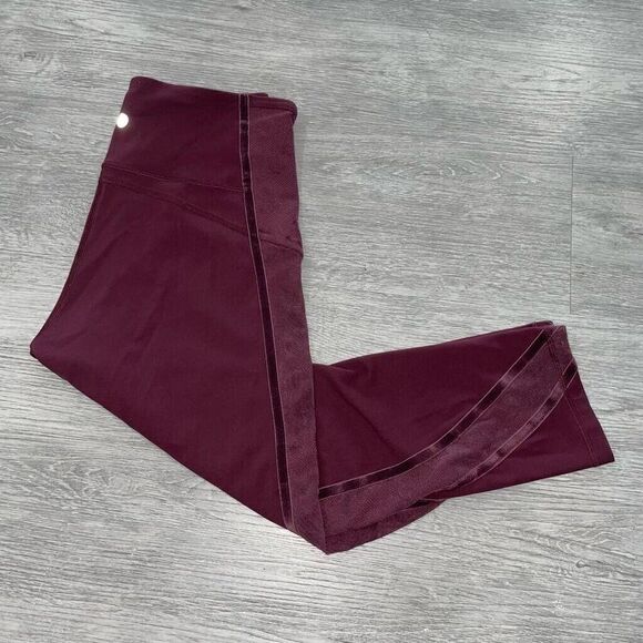Lululemon Wunder Under Women’s 8 Crop High-Rise Flocked 21" Velvet Dark Adobe - Picture 2 of 10